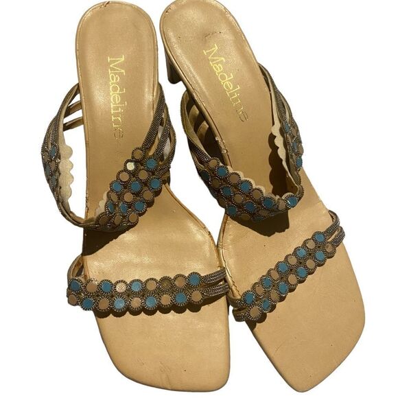 Madeline size 8.5 medium slide on  on heels excellent condition see pics - Picture 1 of 4